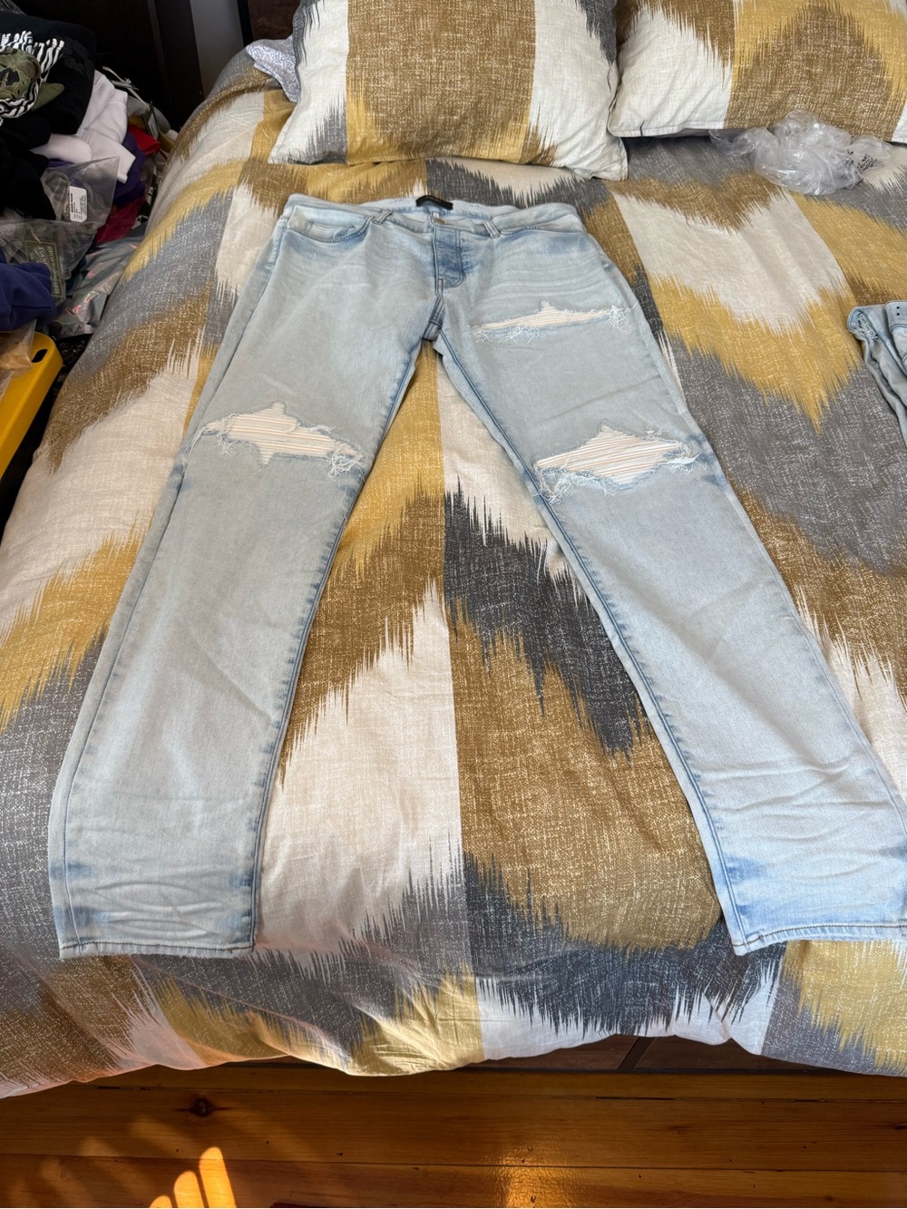 AMIRI Waxed Tonal MX1 Light Blue Distressed Jeans Size 38